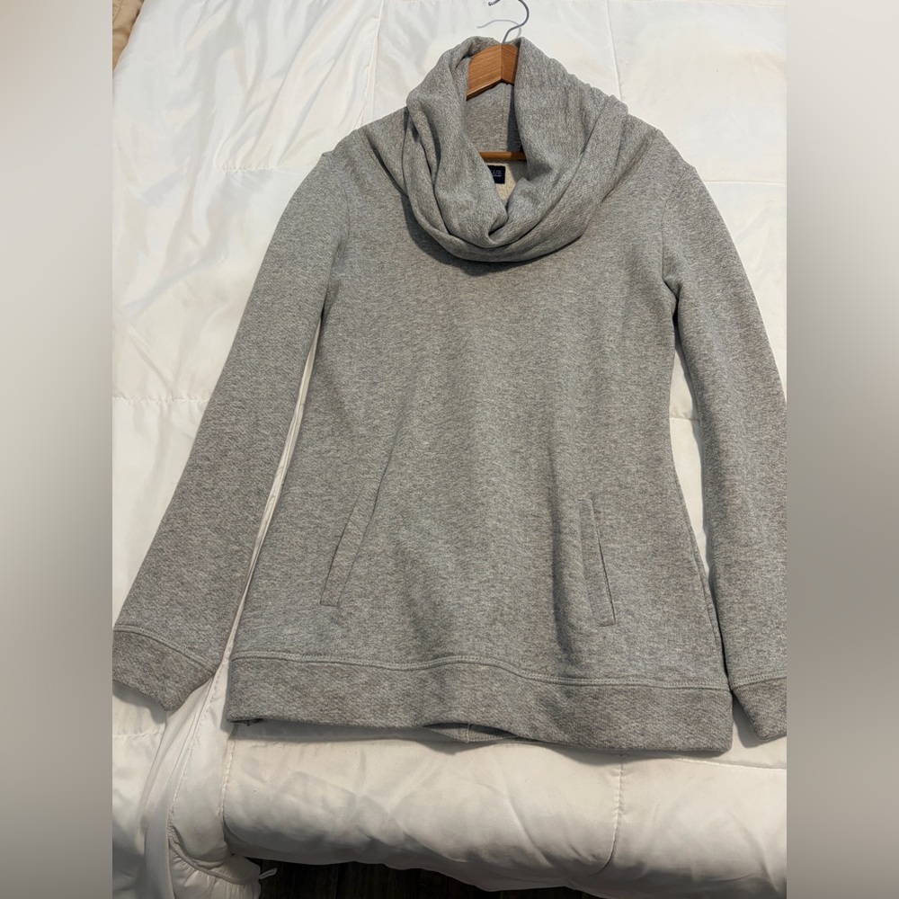 Blue By Saks Fifth Gray Cowl Neck Tunic Sweater M